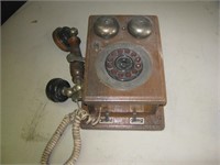 Vintage Ringer Phone