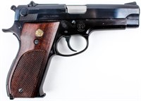 Gun Smith & Wesson 39 Semi Auto Pistol in 9mm