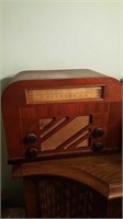 Antique philco radio