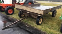 John Deere hay wagon with hydraulic dump bed