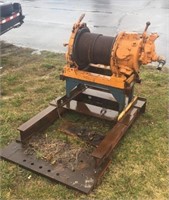 Pneumatic cable winch