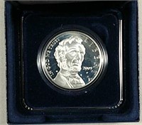 2009  Abraham Lincoln Commemorative Silver Dollar