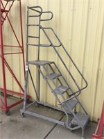 4' Steel Rolling Ladder