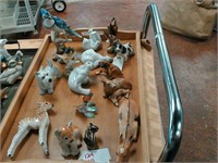 Lot of 15 animal sculptures