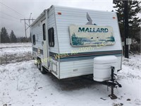 1997 Mallard (Fleetwood) 19'  travel trailer