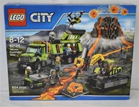 New Sealed Lego City (824 pcs) Volcano Exploration