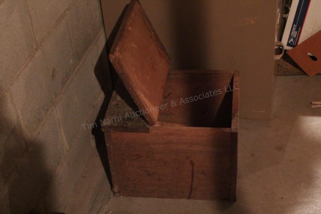 Wood Box (image 2 of 2)