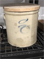 2 GALLON SALT GALZE  CROCK W/ SWIRL DESIGN