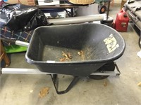 True Temper Molded Plastic Wheel Barrow