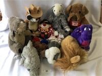 Large Assortment of Stuffed Animals Inc Vintage Ra