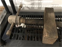 WOODEN BENCH SCREW 20" LONG