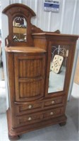 THOMASVILLE CHEST OF DRAWERS