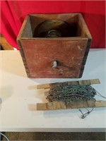 Cool box w/ Twine / string & a fishing line thin