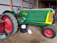 Oliver 88 Row Crop tractor