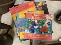 COLLECTION OF THUNDERBIRDS BOOKS AND