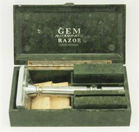 Vintage Gem Micromatic Razor Combed In Hard Case