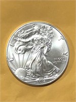 2016 .999 1oz Silver Eagle $1 Dollar Coin