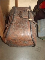 HAND TOOLED LEATHER BOWLING BALL BAG W BALL