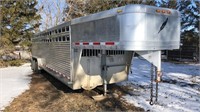 2006 30’ Featherlite aluminum stock trailer