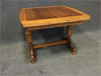 Pull Out Top Double Pedestal Dining Table