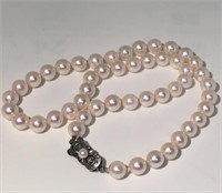 16" STRAND OF 8MM PEARLS