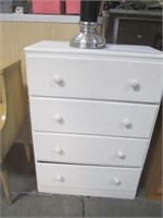 Vintage 4 Drawer Dresser