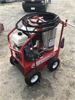 MAGNUM 4000 HOT WATER PRESSURE WASHER GAS POWERED