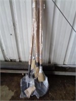 Wood Handle Round Shovels (Qty 6)