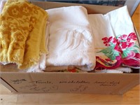 LARGE BOX OF TOWELS & OTHER LINENS