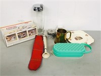 assorted housewares