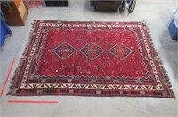 larger red persian wool rug (7.5ft x 10ft)