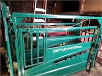 CattleMaster D90B chute