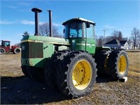 John Deere 8440 tractor