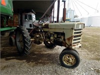 International 240 tractor
