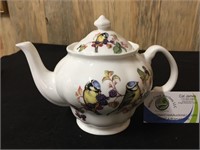 Stechcol Gracie Bone China Teapot - NO CHIPS