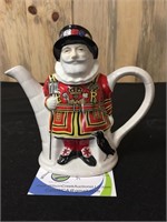 James Sadler Teapot, Made in England (marked 59,95