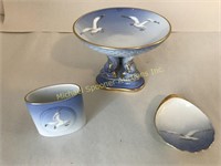 3 B&G SEAGULL CHINA PIECES