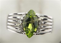 18K WHITE GOLD PERIDOT AND DIAMOND RING