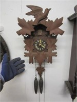 vintage germany cuckoo wall clock (works)