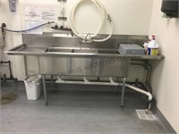 STAINLESS STEEL 3 TUB SINK