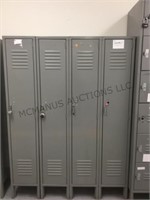 4 DOOR METAL LOCKER