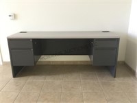 METAL AND FORMICA COMPUTER DESK