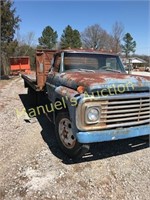 1967 FORD F-600 DUMP TRUCK