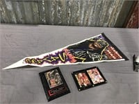 Set of 3 baseball cards, Macho Man pennant