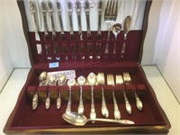 ROGERS BROS SILVER PLATED FLATWARE SET WITH CHEST