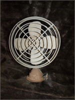 SMALL VINTAGE METAL FAN