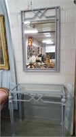 ENTRANCE MIRROR AND TABLE