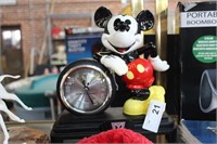MICKEY MOUSE CLOCK