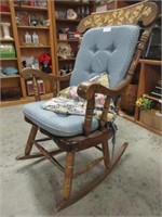 Wood Rocking Chair w/Pads