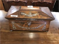 GEORGIAN TEA CADDY INLAID WITH MOTHER OF